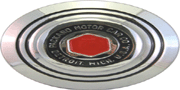 1932 STANDARD 8 PACKARD HUBCAP